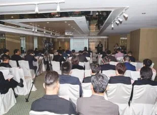 嘉宾共同见证创会